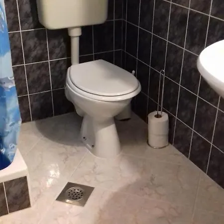 Bella Vista Park View 公寓